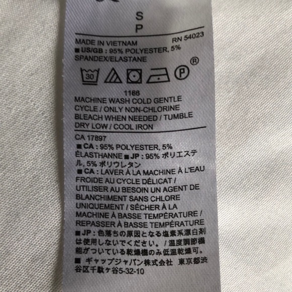 Lightweight, beautiful off the shoulder shirt - Picture 5 of 5